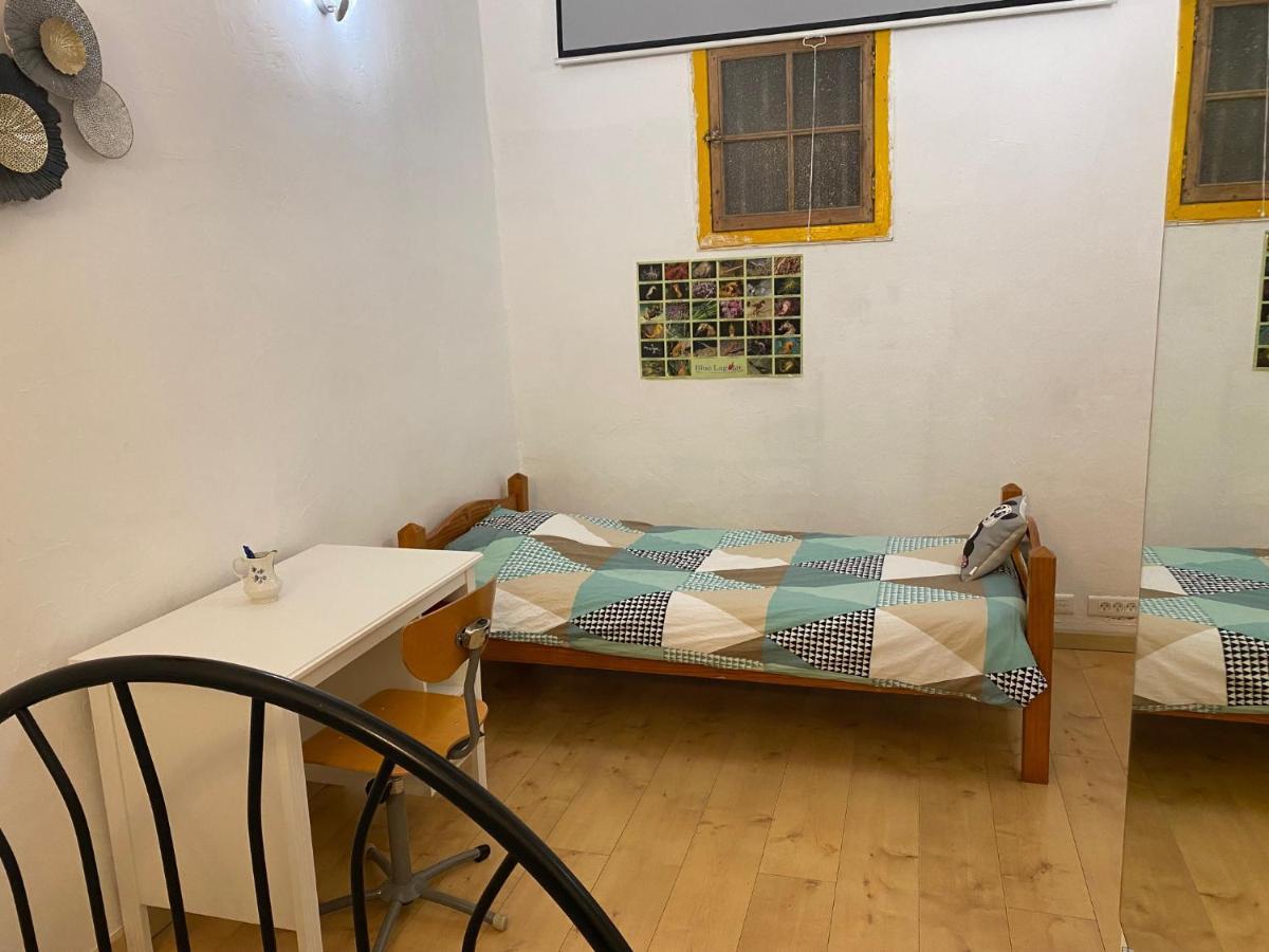 Location saisonnière d'un appartement à Sète Esterno foto