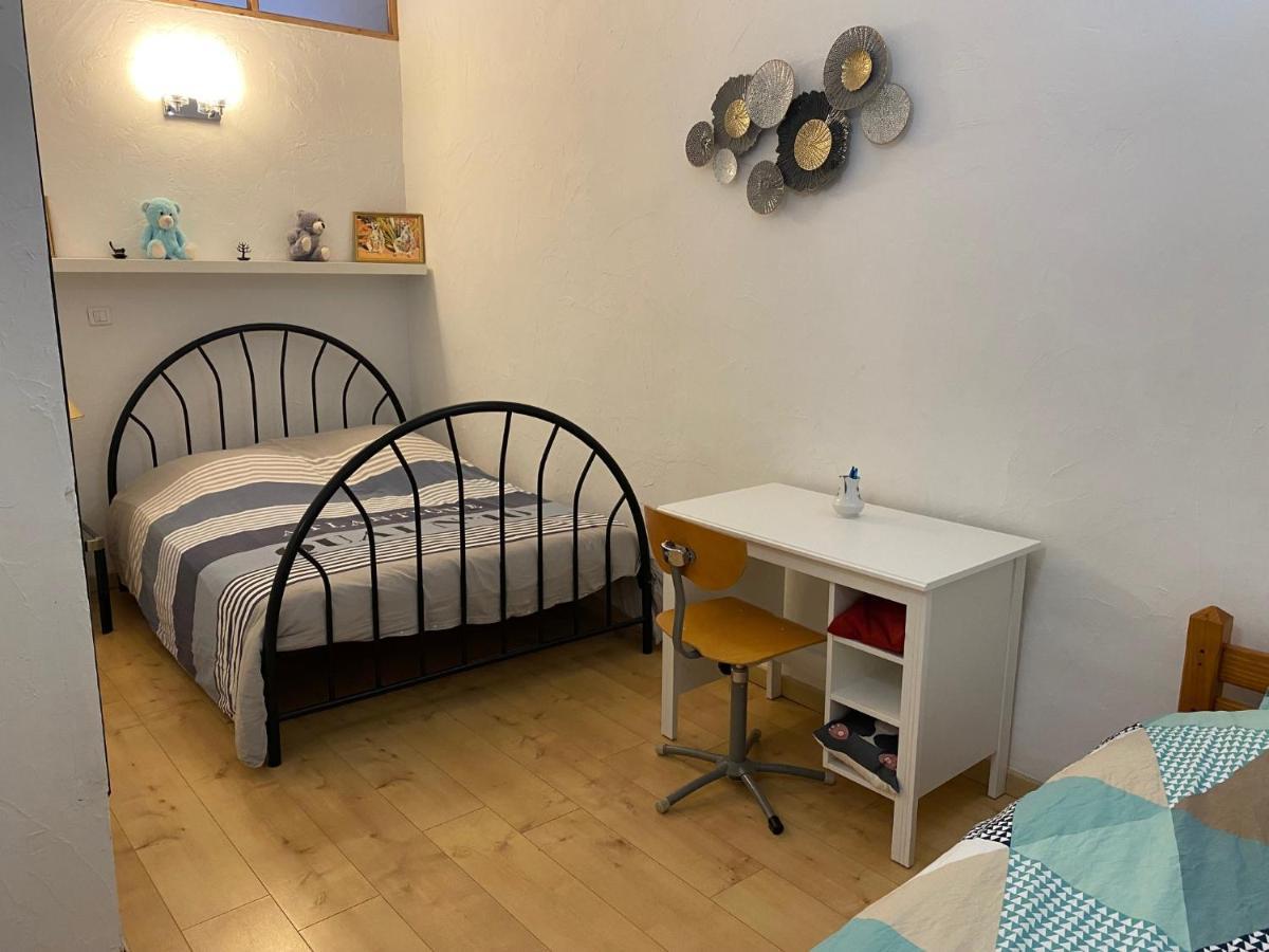 Location saisonnière d'un appartement à Sète Esterno foto