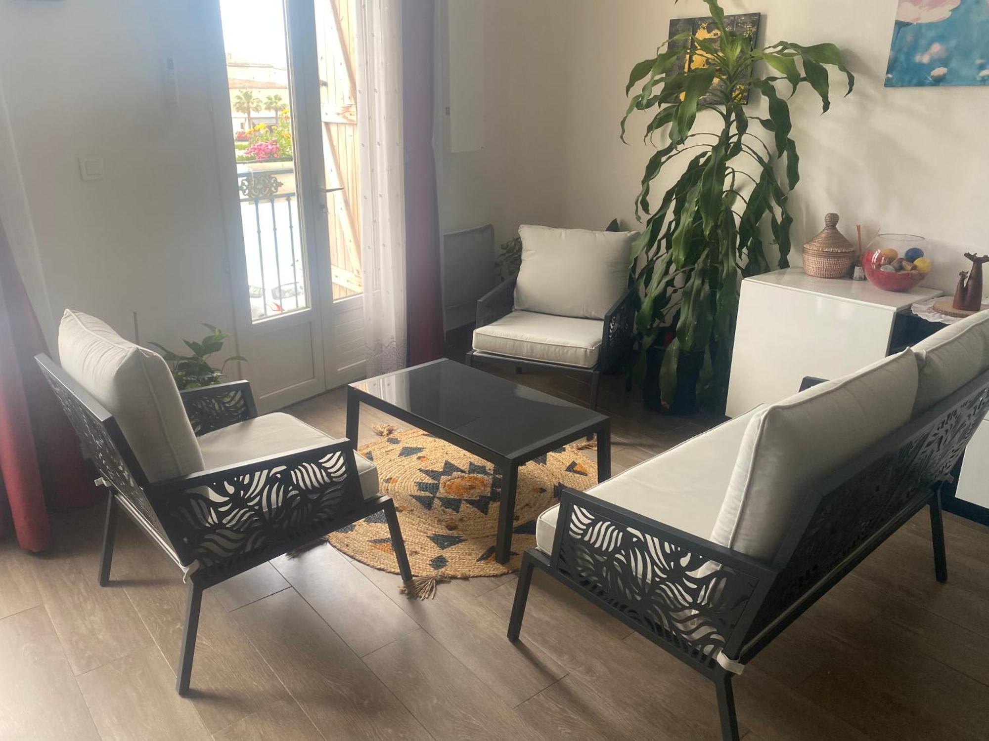 Location saisonnière d'un appartement à Sète Esterno foto