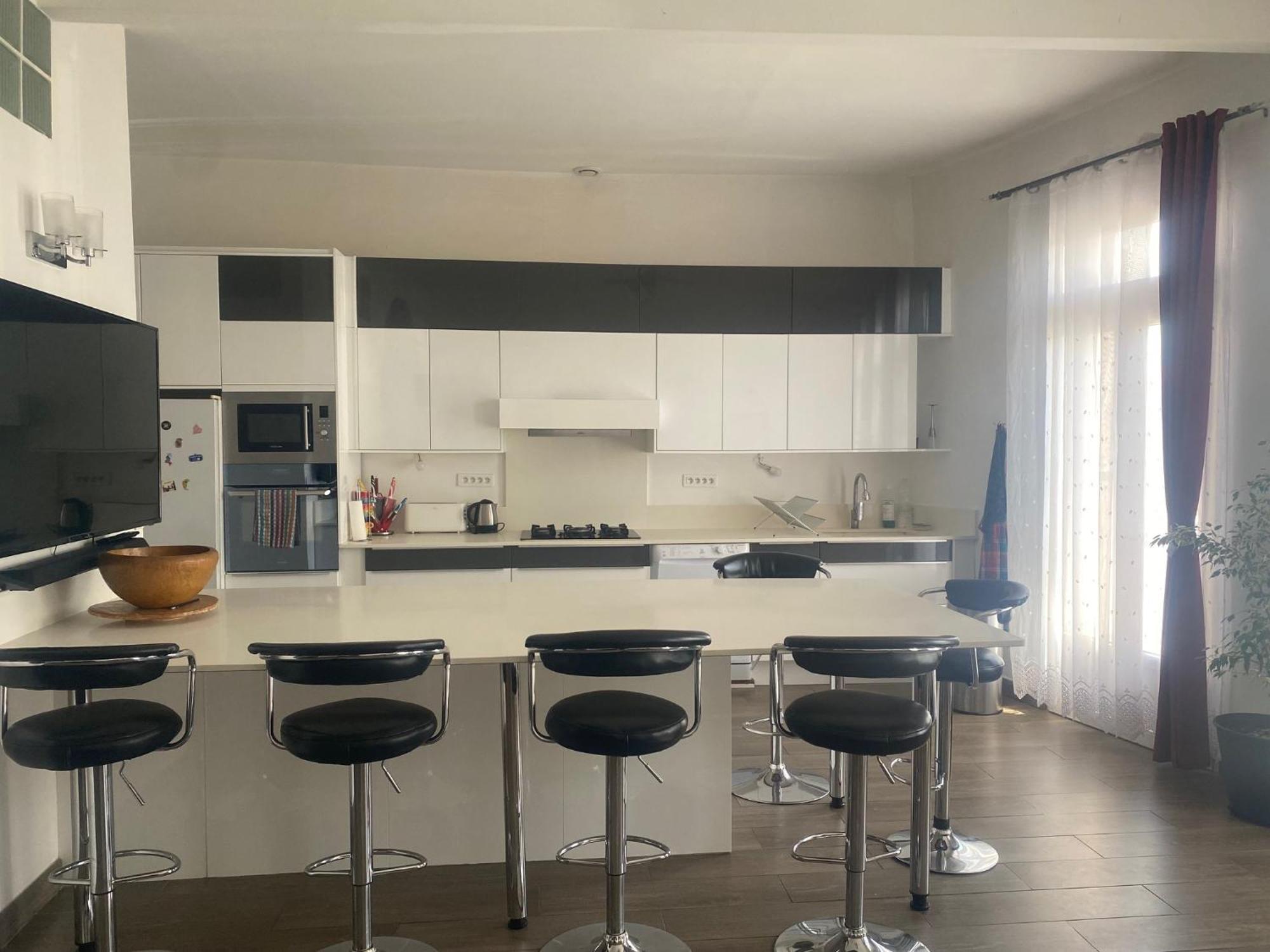 Location saisonnière d'un appartement à Sète Esterno foto
