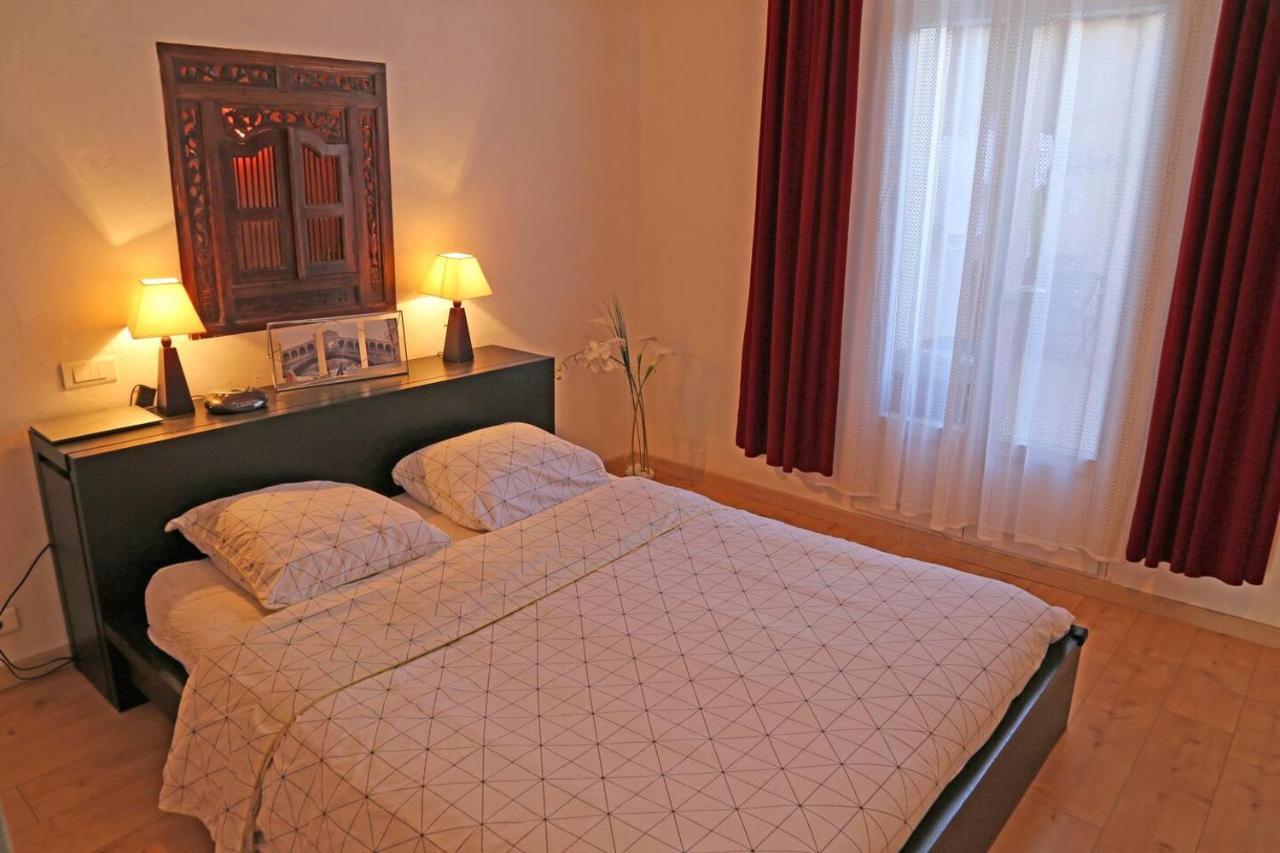 Location saisonnière d'un appartement à Sète Esterno foto