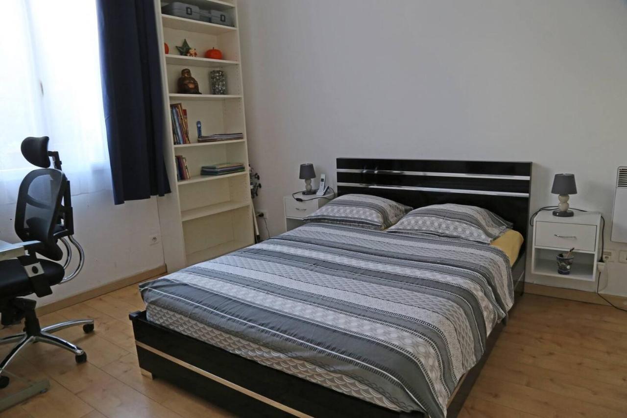Location saisonnière d'un appartement à Sète Esterno foto
